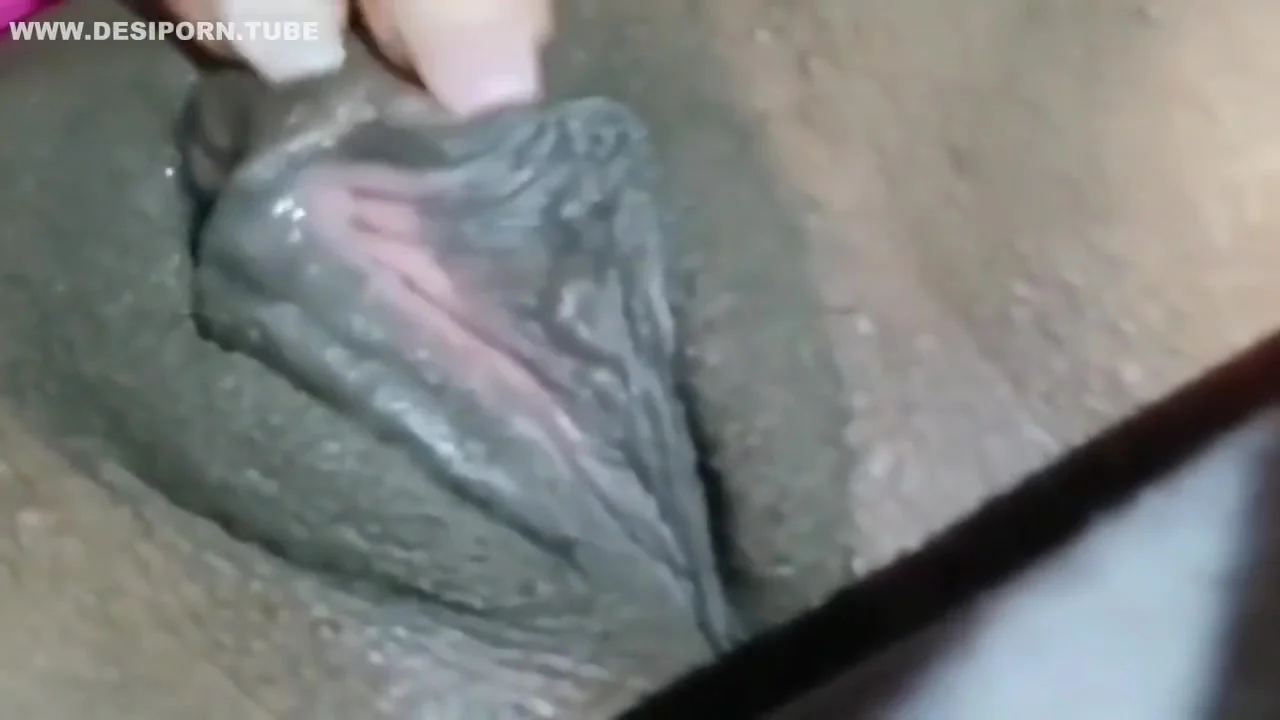 Dildoqueen Masturbating