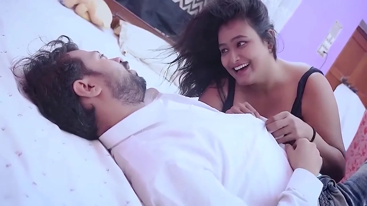 Pyassii Bhabi Ko Mera Land Chusna Hay