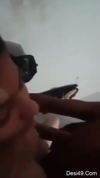 Today Exclusive- Cute Look Desi Girl Sex With Lover