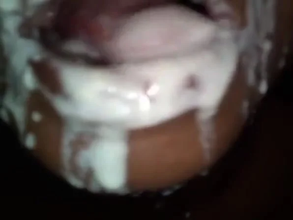 Padosi Ne Stepmom Ko Apne Lund Ka Pani Pilaya