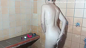 My Stepmother Sucks Me Off After A Horny Shower, What A Vacation