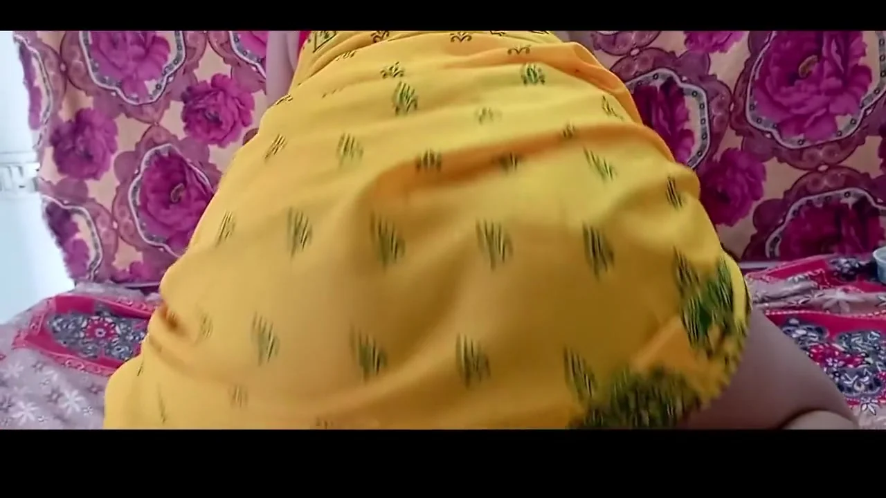 Diwali Par Choti Bahen Ne Bade Bhai Ke Sath Bed Share Kia Desi Chudai Hindi Roleplay