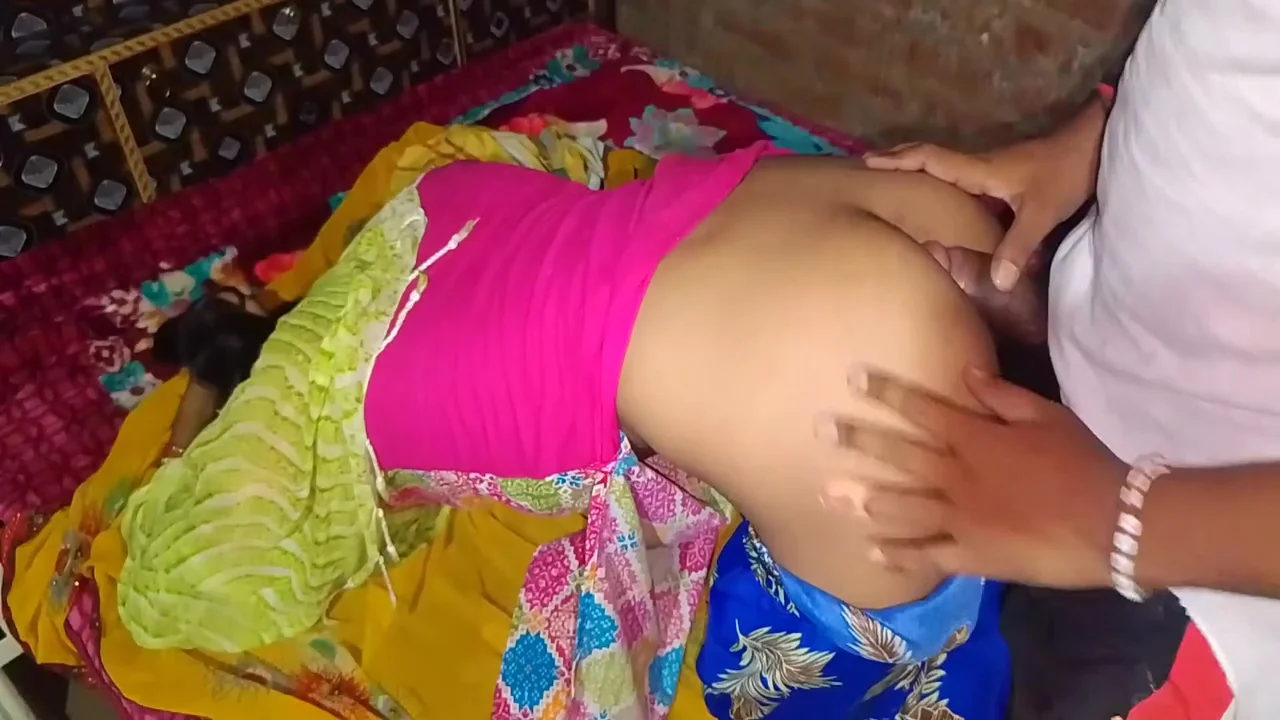 Bhabhi Ki Baid Par Gaand Mari Doggystyle Main