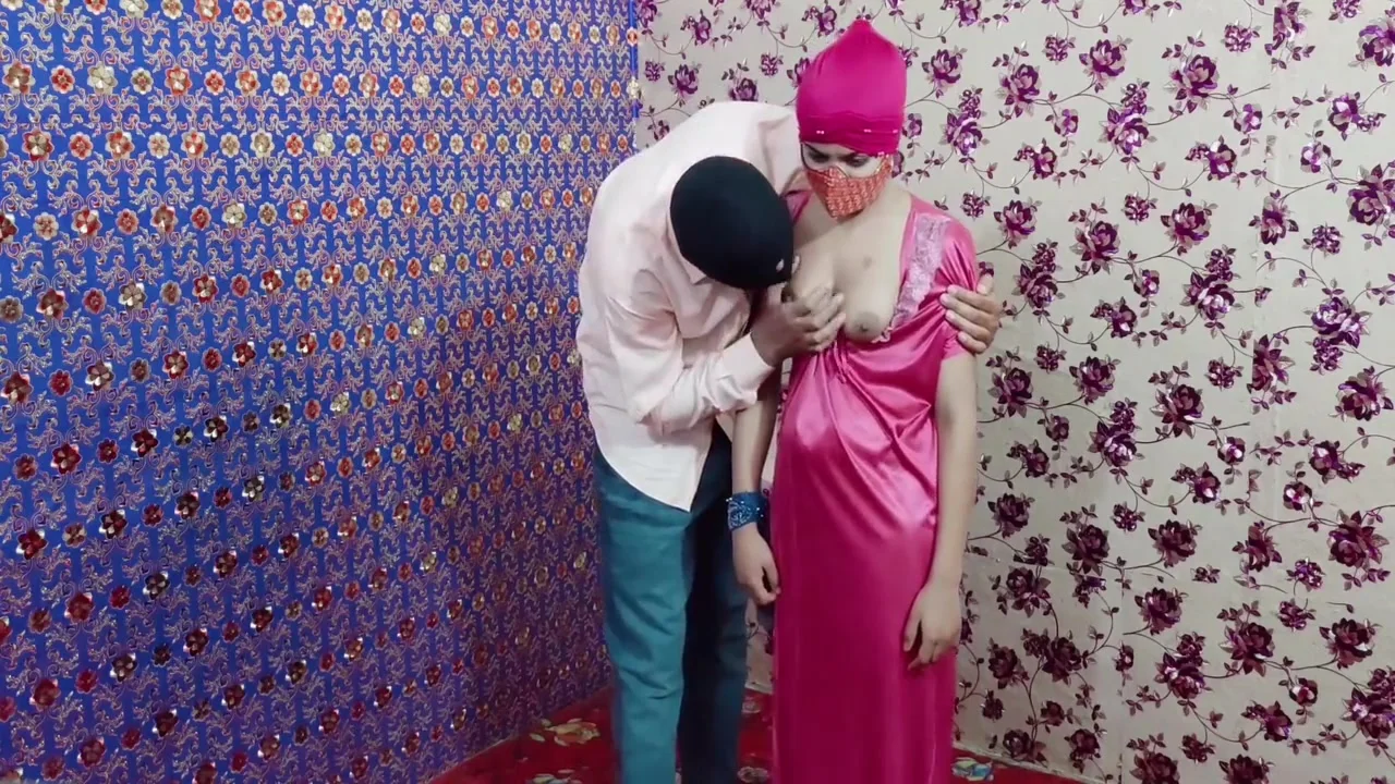 Beautiful Pakistani Babe Best Cock Riding