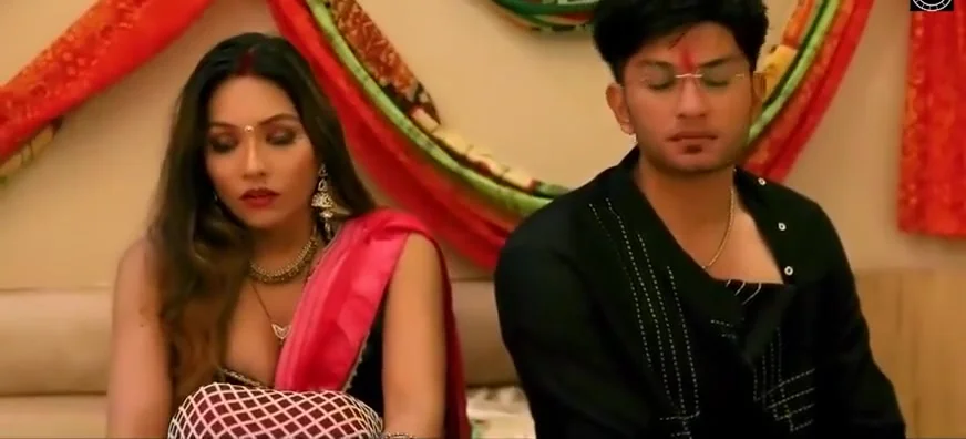 Desi Bhabhi And Sarla Bhabhi In Seasen 5