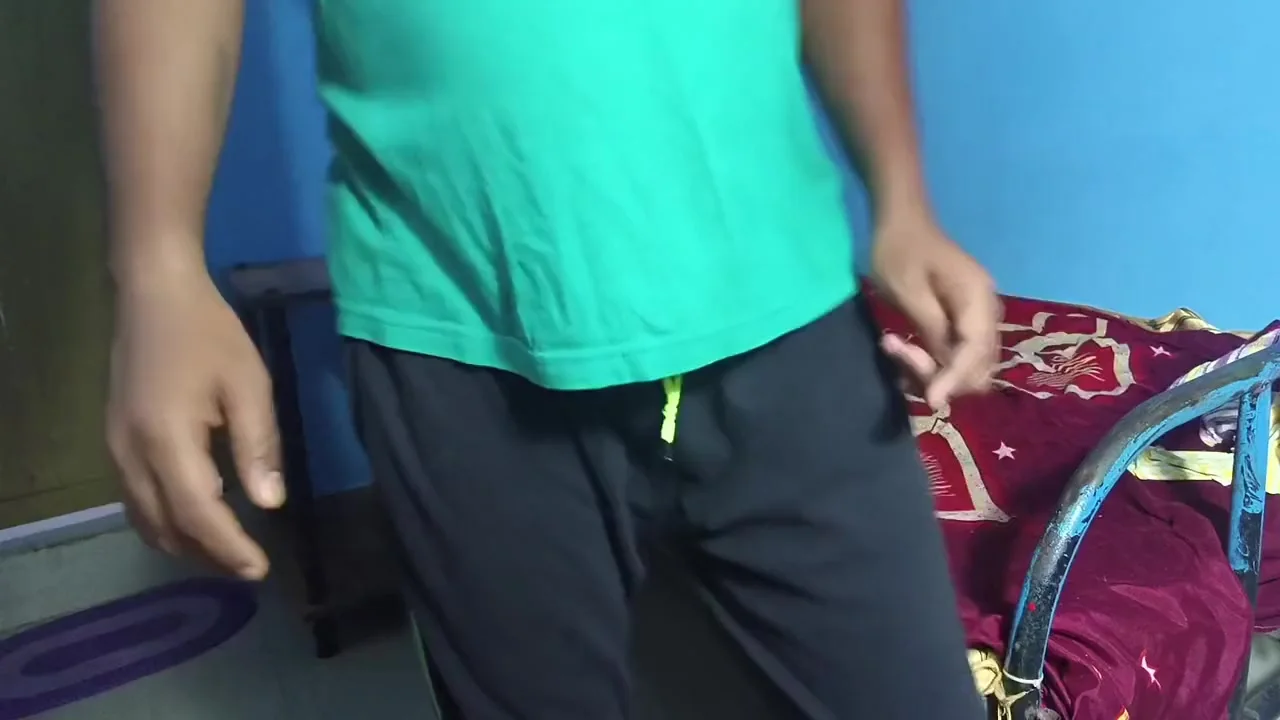 Sexy Indian Housewife Enjoy With Her Room Owner When She Is Cleaning Room