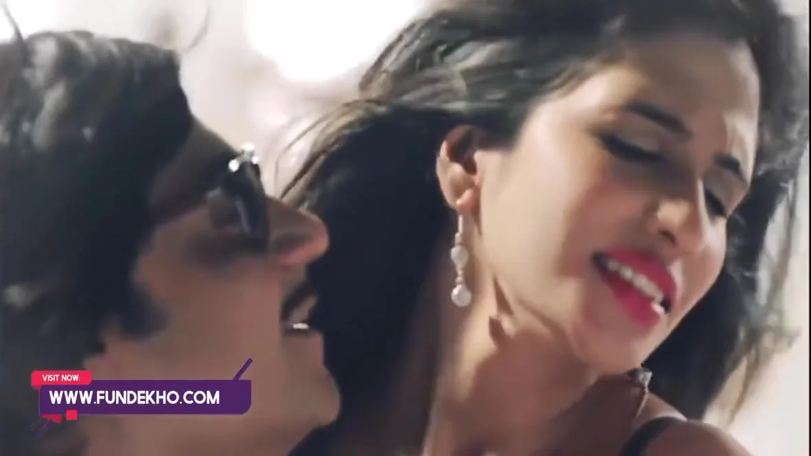 Romance With Her Husband- Hot Sexy Talking With Savita Bhabhi