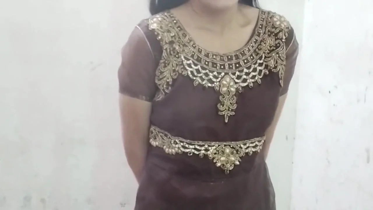 Little Step Ka Boobs Daba Kar Pel Diya