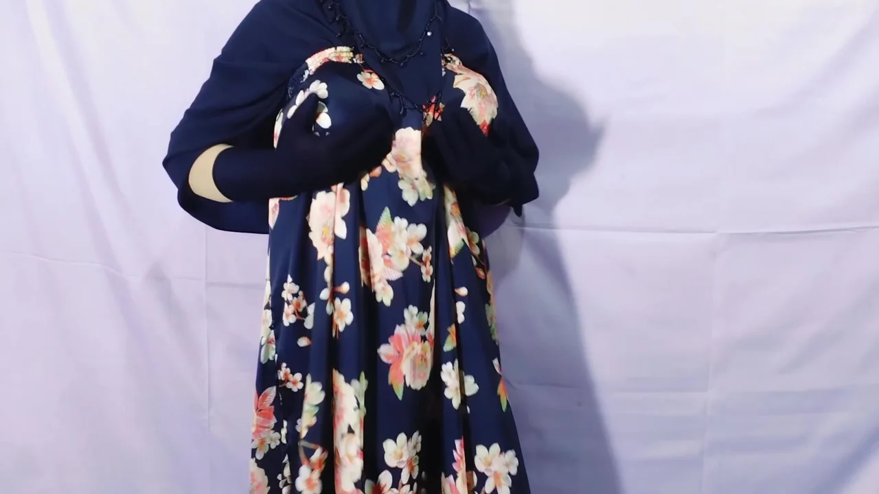 Beautiful Housewife Sex And Dirty Talk Indian - Clear Hindi Audio