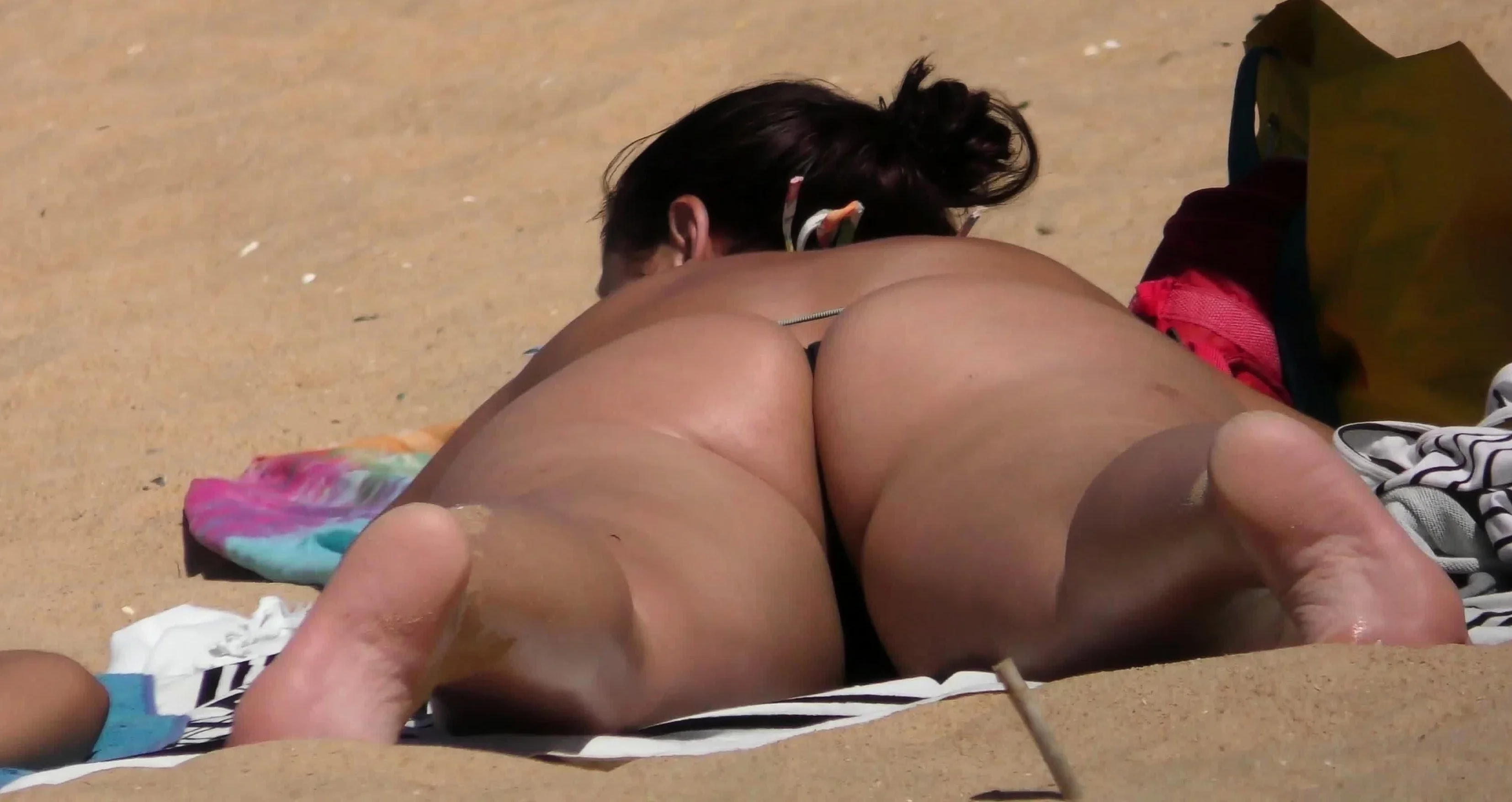 Beach Hidden Cams Matures