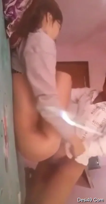 Today Exclusive- Super Hot Look Nepali Girl Hard Fucked By Lover