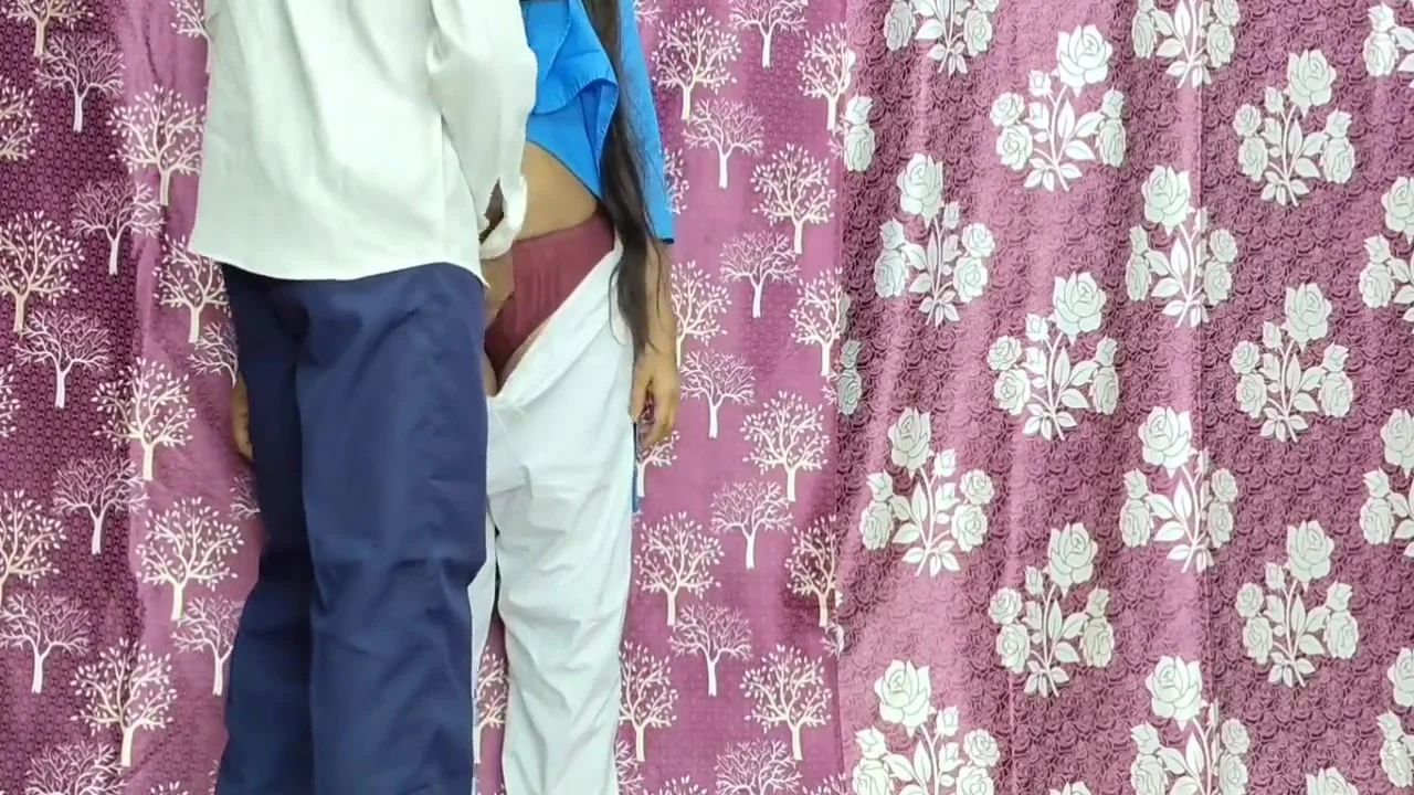 Indian Desi School Girls Viral Video