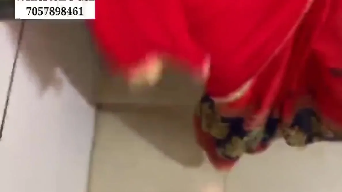 Indian Desi Bhabhi Ki Chudai Gand Lal Bra Whatsapp Me