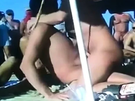 Nude Beach - Hot MMF Threesome - Huge Audience