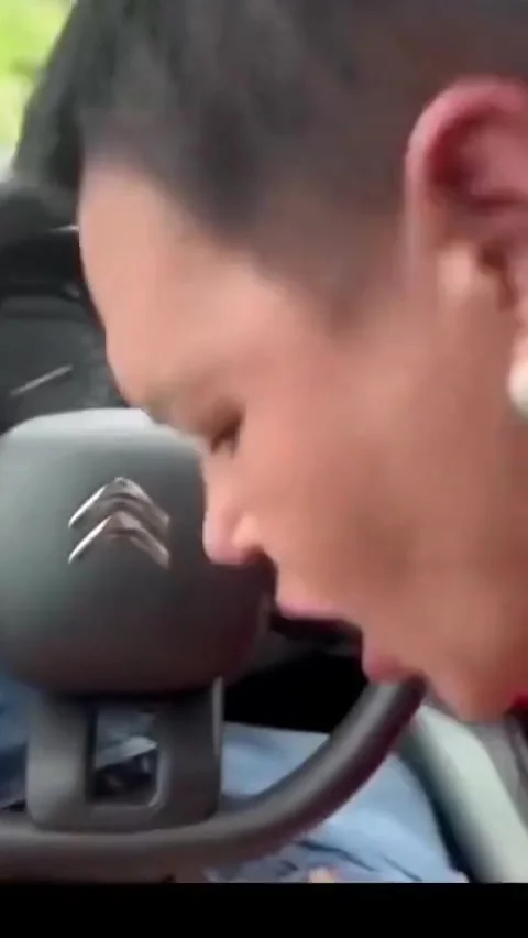 Extreme In The Car, Hot Blowjob, And Lots Of Cum