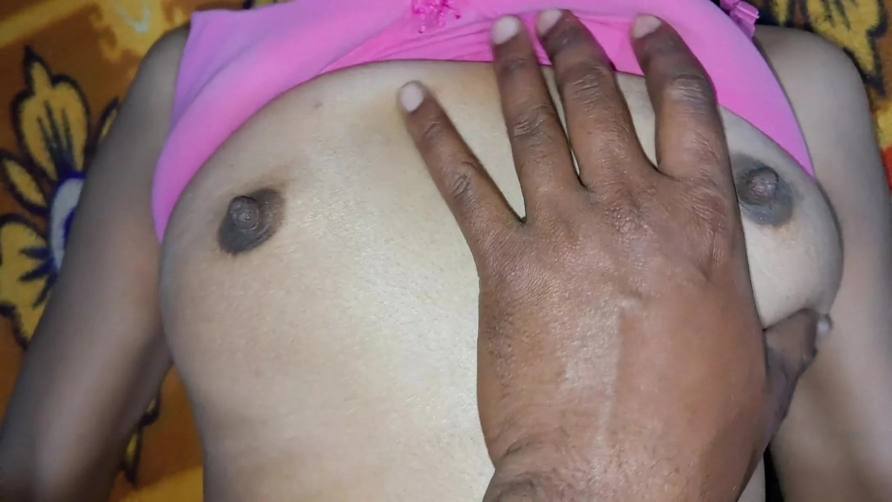 Indian Hot Perfect Body Bhabhi Giving Blowjob And Fucked Hard By Big Desi Dick