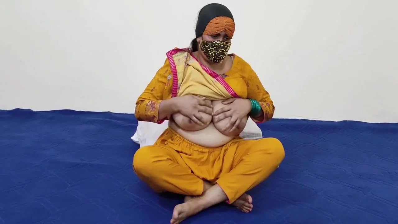 Beautiful Desi Punjabi Bhabhi With Big Natural Tits Masturbating By Cucumber