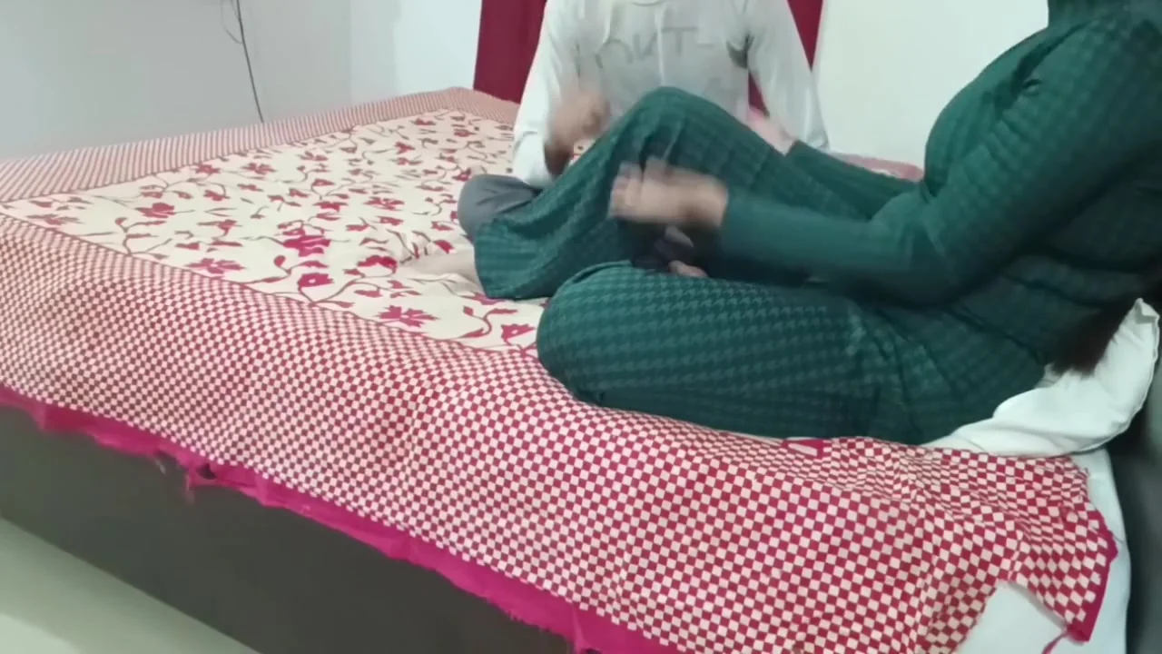 Young Beautiful Girl Comes For Dating With Her Dashing Boyfriend! Please Marry Me... I Need Hardcore Rough Sex Every Night!!