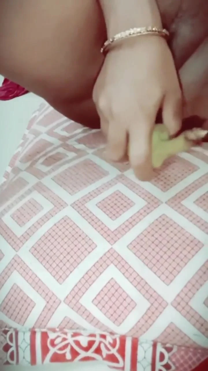 Midnight Mirror Play Dripping Wet Fingers And Intense Solo Climax (no Face Just Pure Heat)