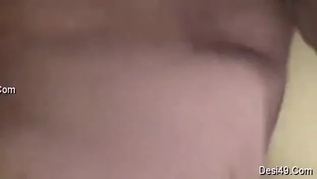 Exclusive- Desi Bhabhi Boob Pressing And Ridding Hubby Dick