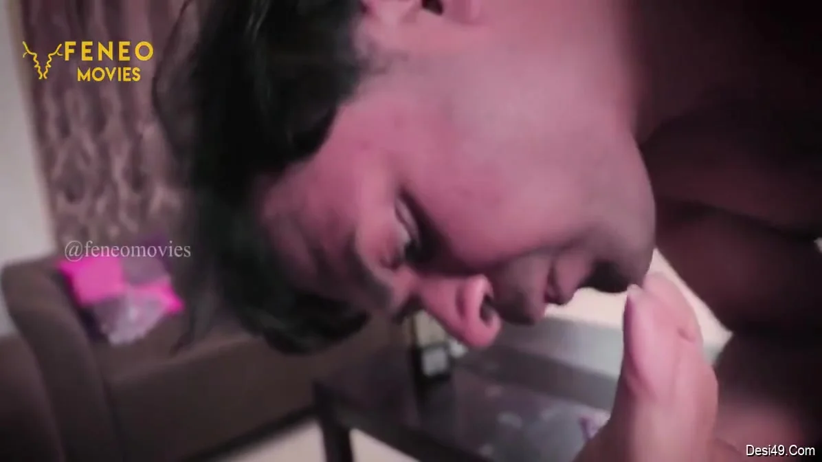 Today Exclusive- Horny Desi Bhabhi Sex With Young Guy