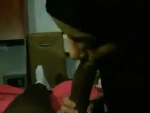 arab girl suck a big black cock