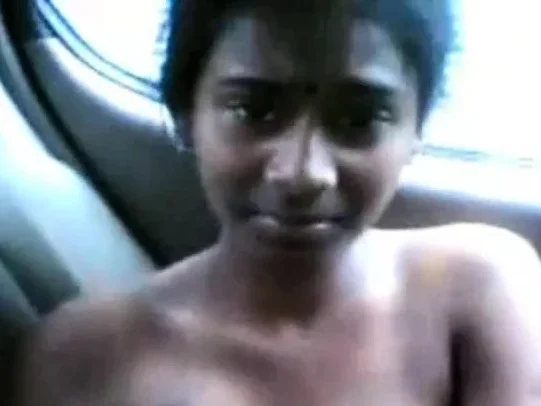 tamil girl in car topless with her bf