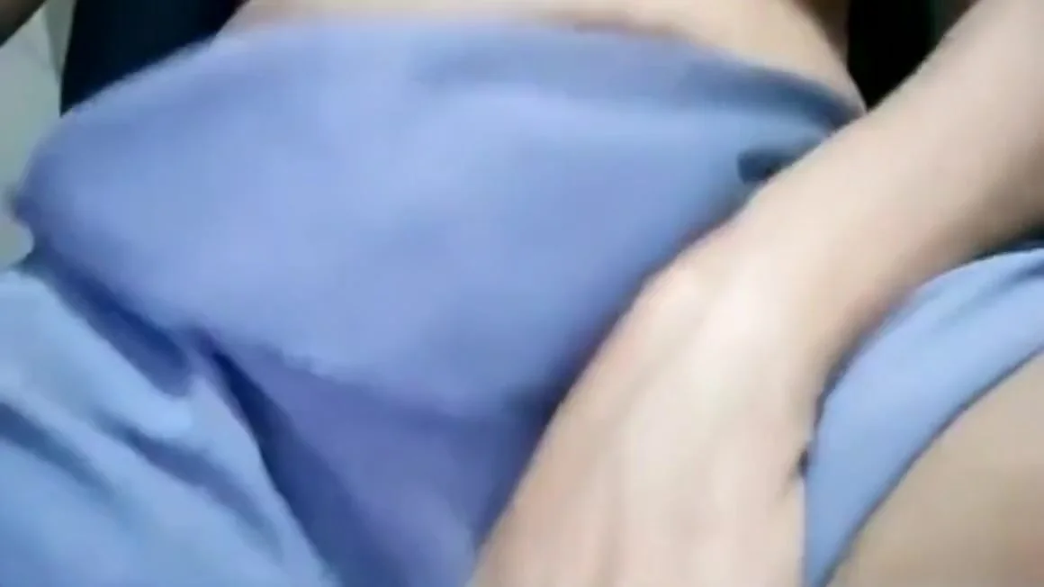 Indian Sexy Girl Showing Her Boobs And Pussy In School