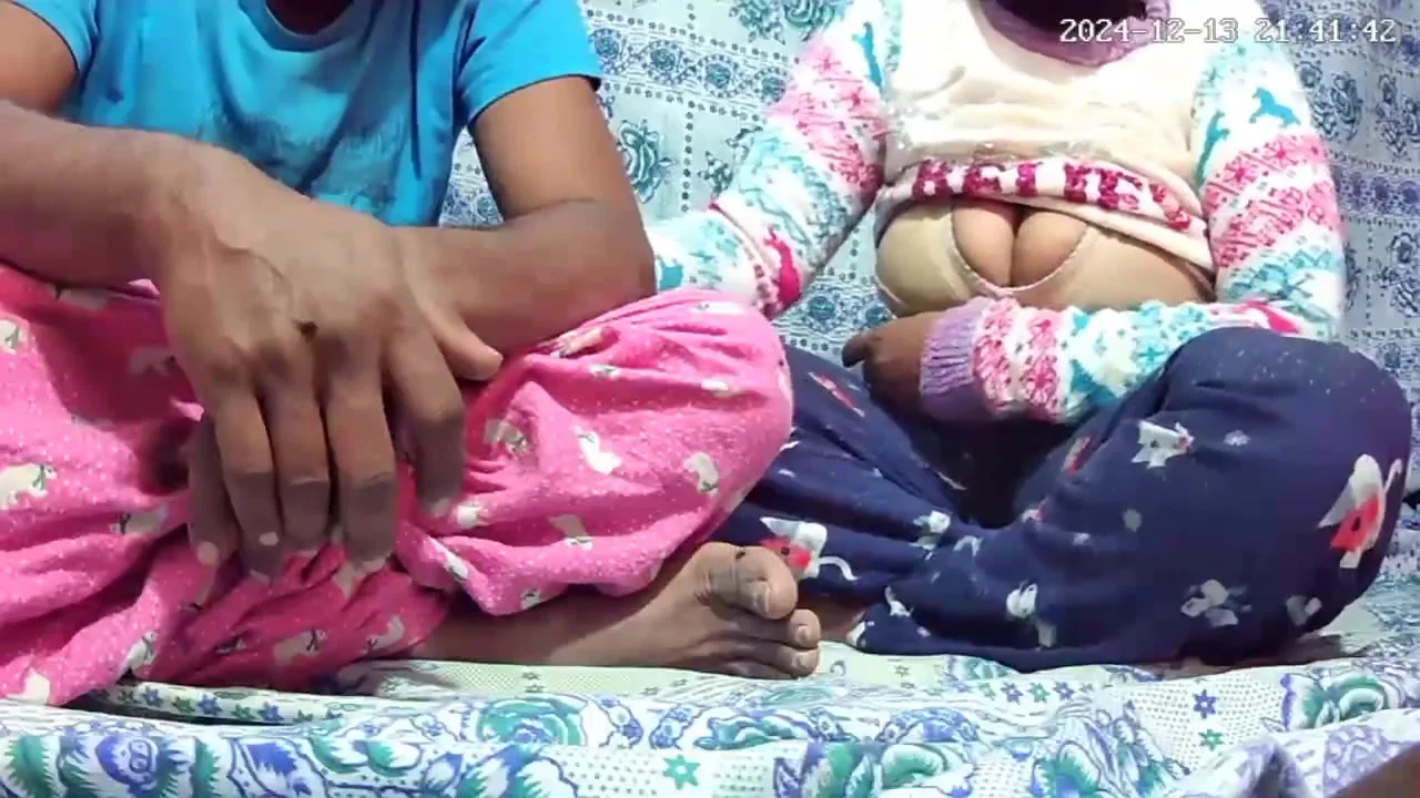 Indian Big Boobs Stepmom And Stepdad Sex In The Room 2865