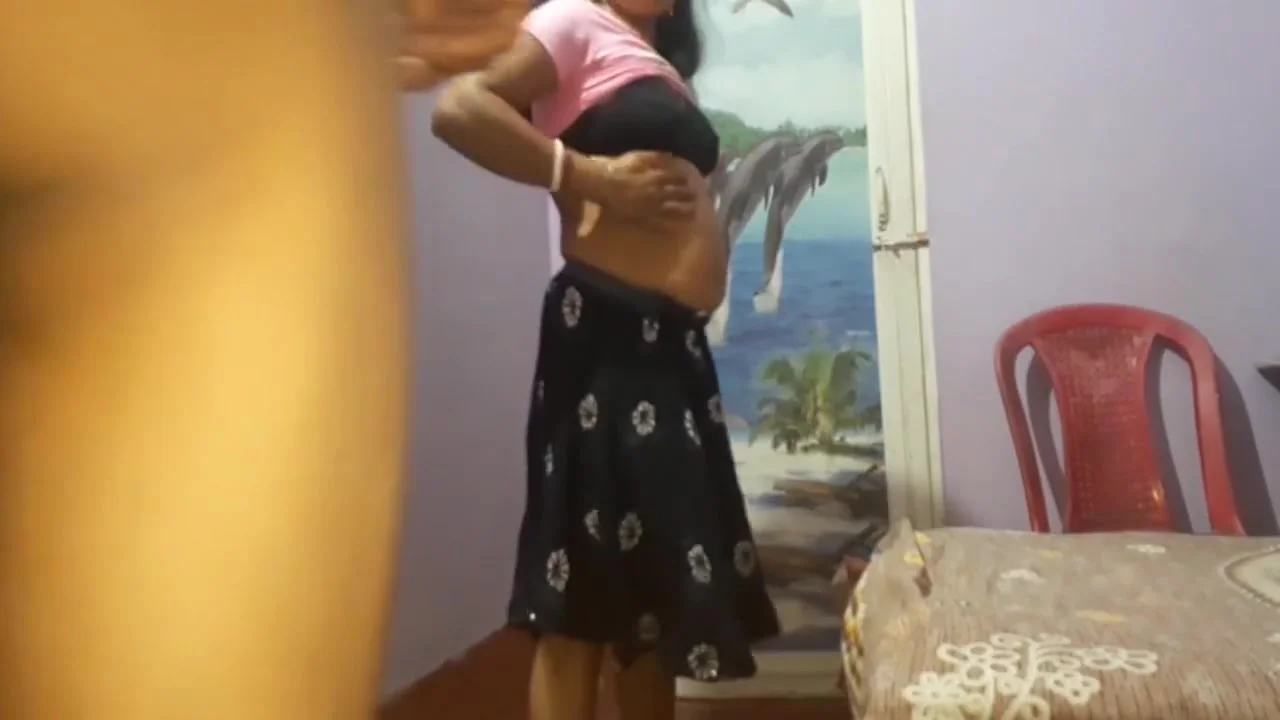 Hot Village Bhabhi Room Me Bulake Choda