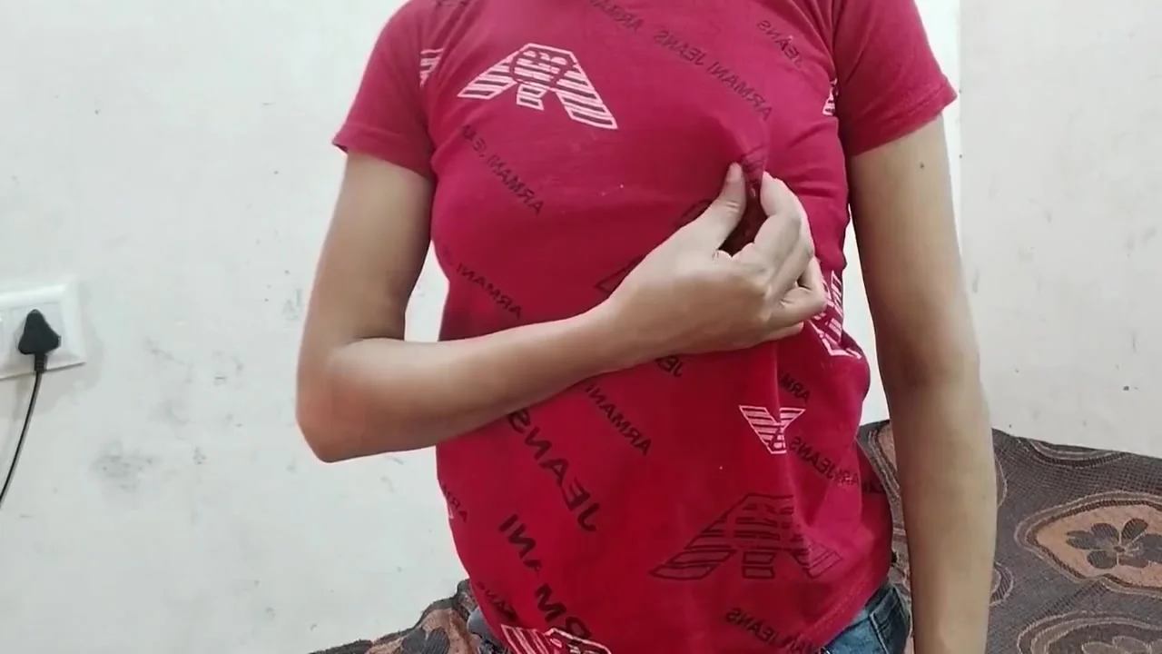 Akele Dekh Kar Dever Ne Meri Chhut Maari