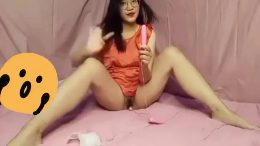 Hot Asian Desi Girl Ass Close Up