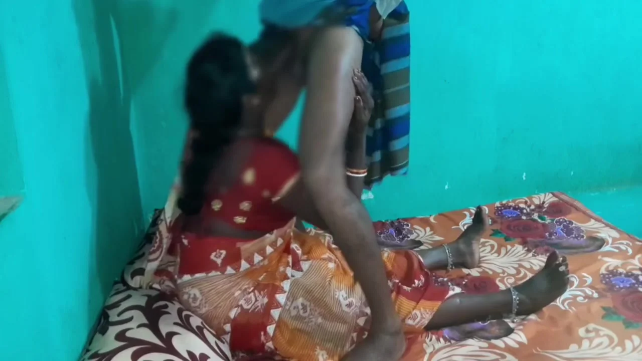 Sasur Ne Apne Bahu Ko Apne Lund Me Colgate Laga Ke Bahu Ko Muh Dhulwaya Uske Bahu Ko Chut Faad Ke Choda