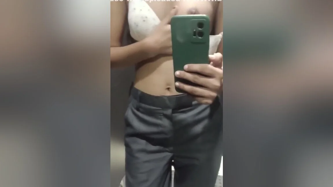 Girls Tight Boobs, Office Girl