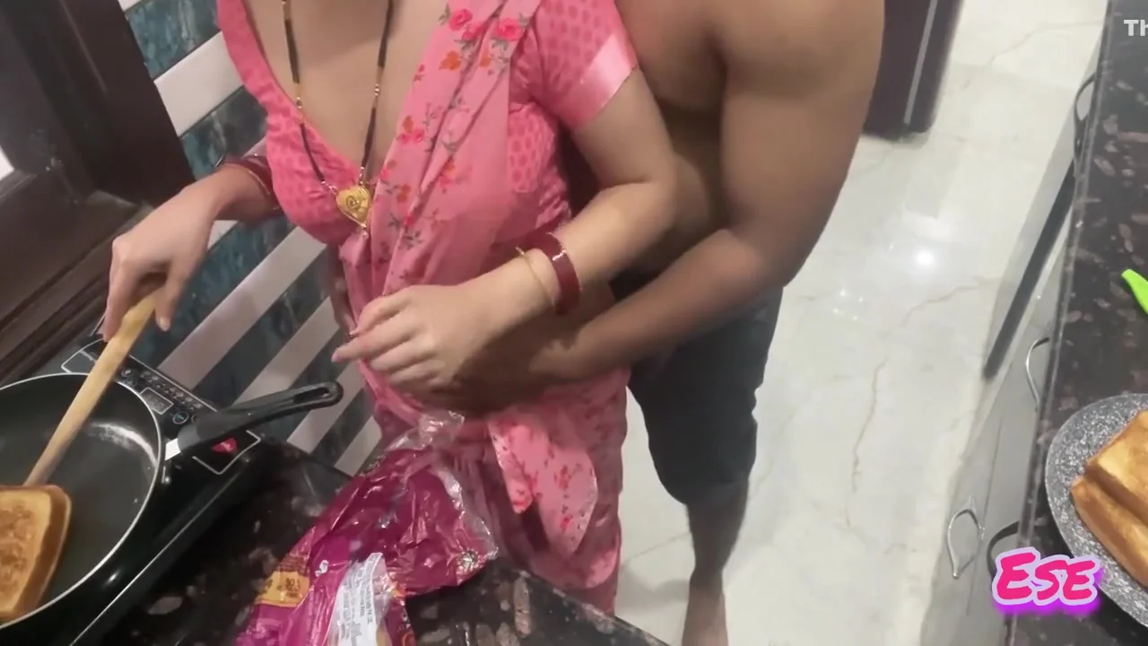 Desi Stepmom Got Fucked While Breakfast In The Kitchen