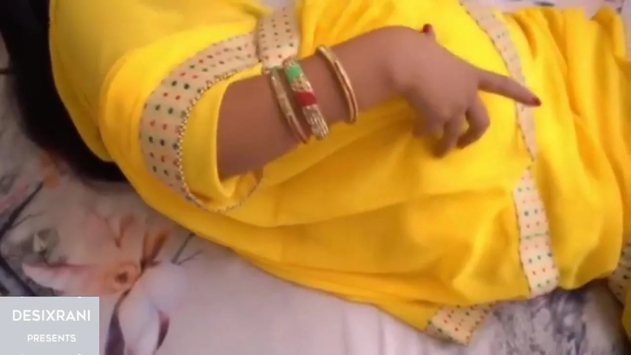 Dirty Tina In Desi Sexy Bhabhi Beautiful Boobs