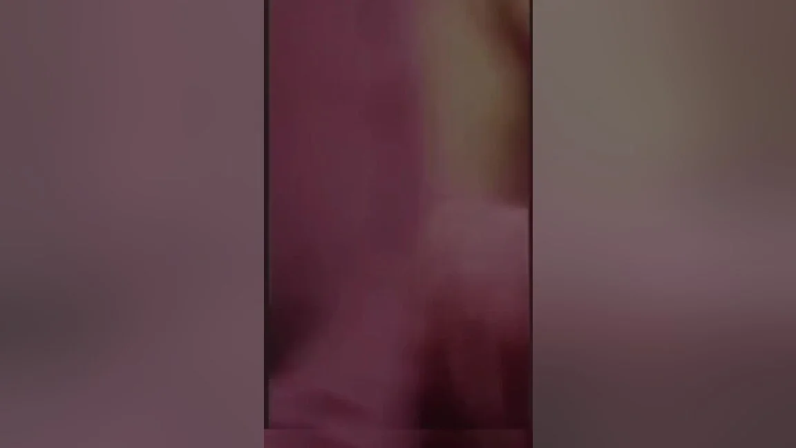 18 Years - Sabse Choti Chuda Rahi H Jija Ji Se Lakin Kyu