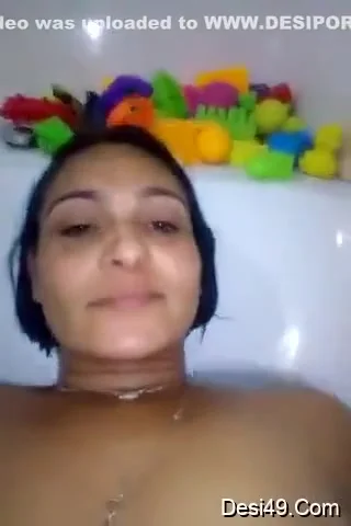 Today Exclusive- Horny Nri Bhabhi Record Nude Selfie 2