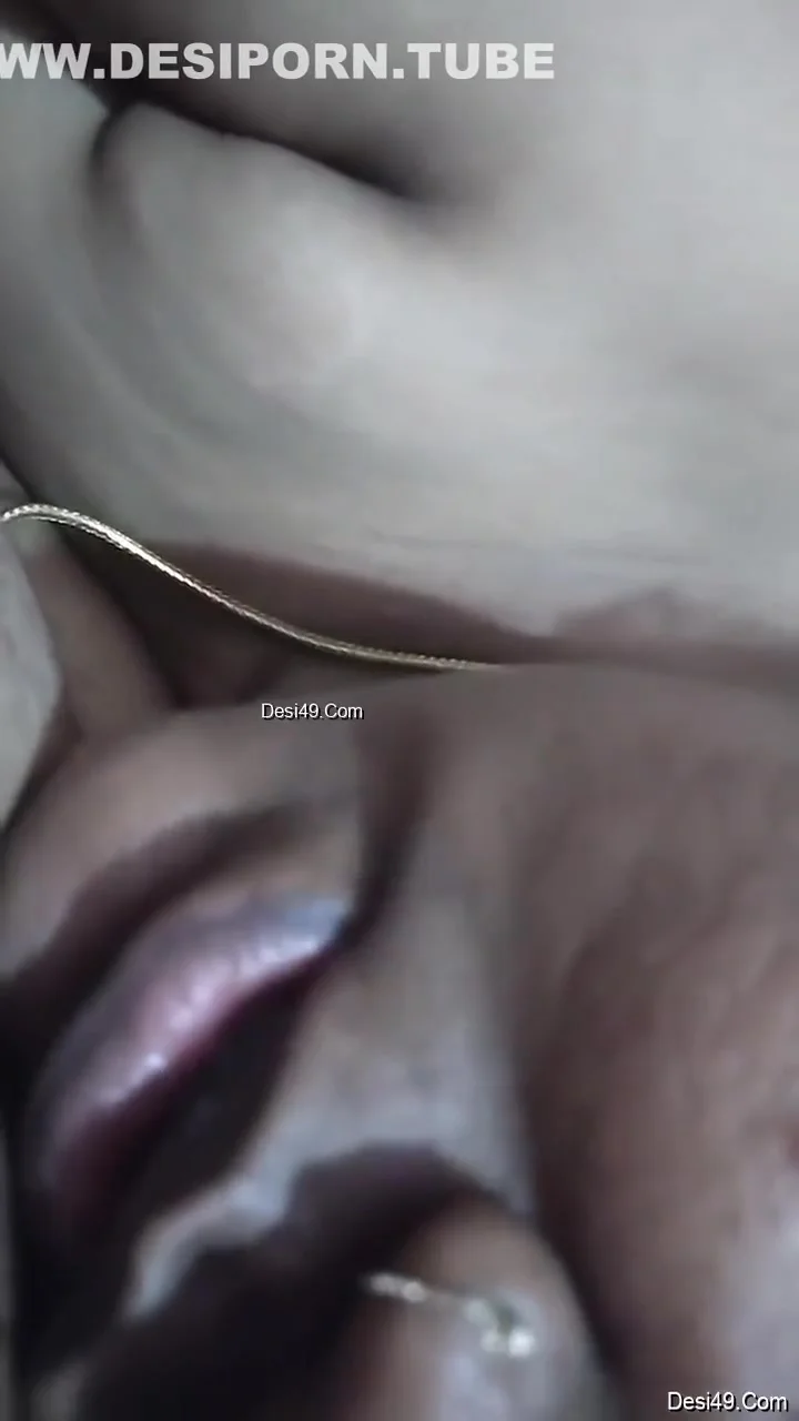 Today Exclusive- Desi Bhabhi Blowjob And Fucked 3