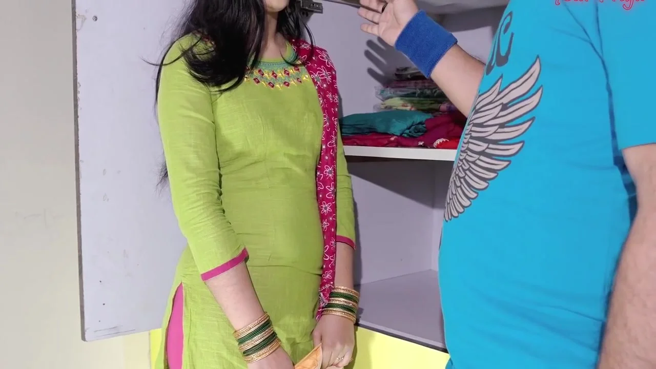 Kaam Wali Bai Hard Ass And Pussy Fucked In The Cupboards With Hindi Audio