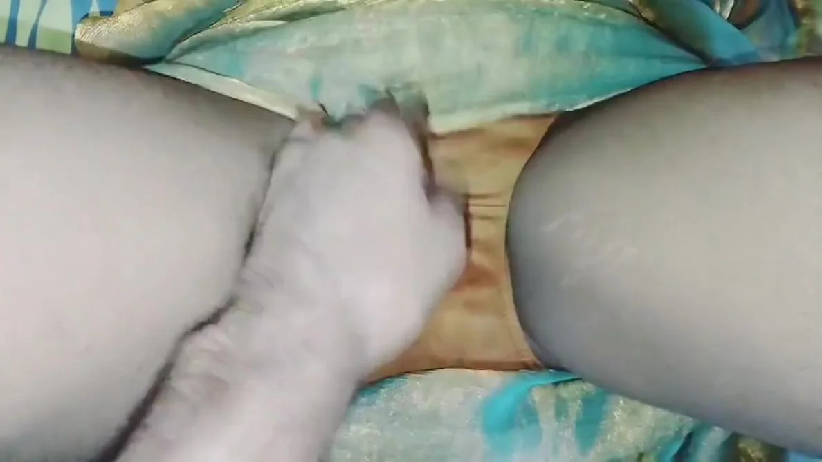 Devar Bhabhi In Full Hd New Romantic Sex Devar With Bhabhi Full Enjoy In Private Farm House Sex Her At Long Last Time He Wearing Beautiful Saree