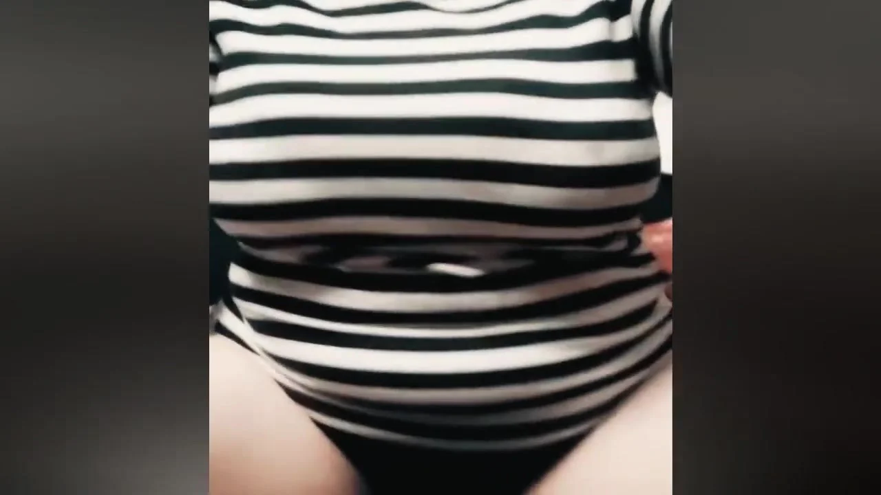 Real Step Mother Spent The Night In Her Stepsons Room.she Is Very Horny.pt 1.homemade 025