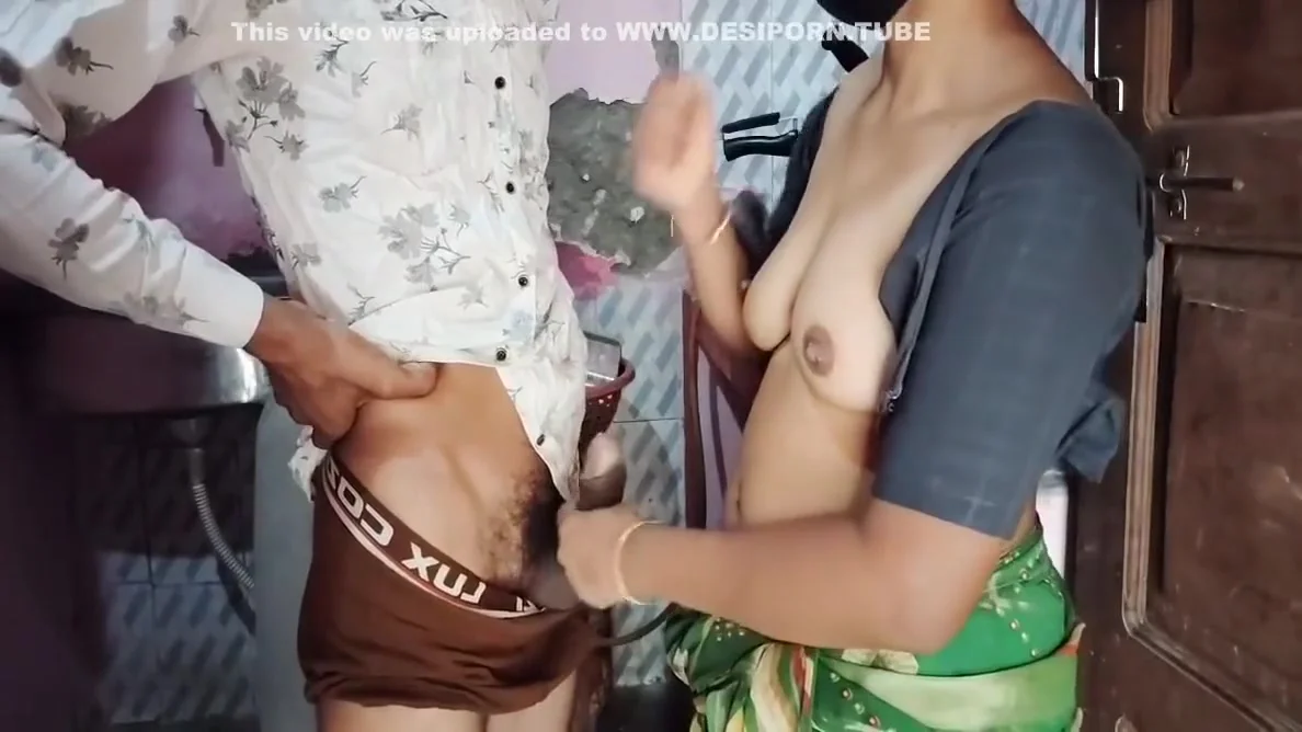 Hurry Up, Someone Might Come....bhabhi Was Cooking, The Stepbrother-in-law Had Sex With The Stepsister-in-law