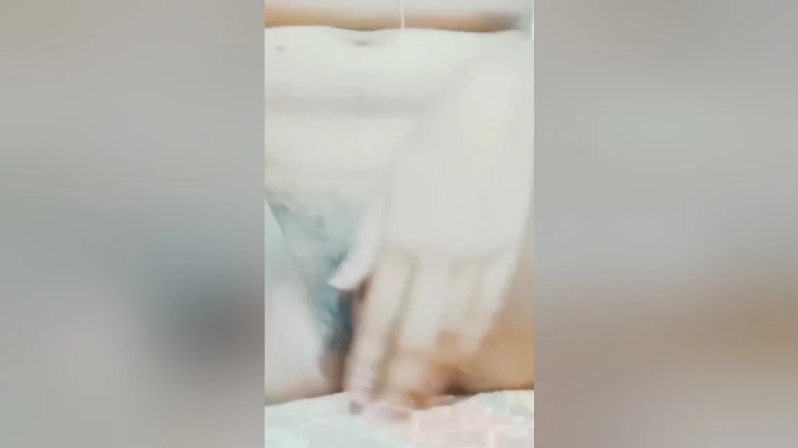 Big Naturals - Meeta Fingering In Her Pussey Hard Slowly