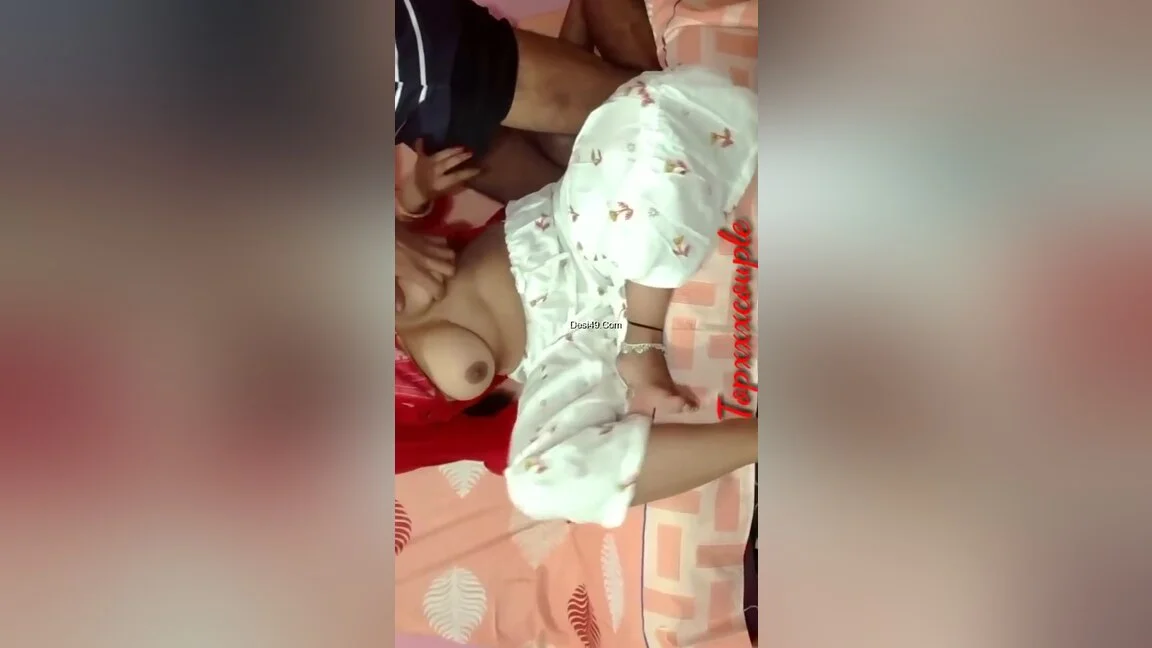 Today Exclusive- Sexy Desi Bhabhi Fucked In Doggy Style