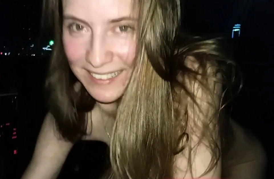 Sexy babe gives head in Audi at night Part I