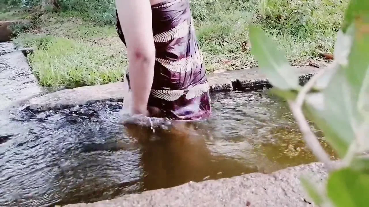 දය රදදන පනන සබන ගග මල වව හටප කලලත එකක ගහප සපර ගම Amazing Outdoor Fuck Villag