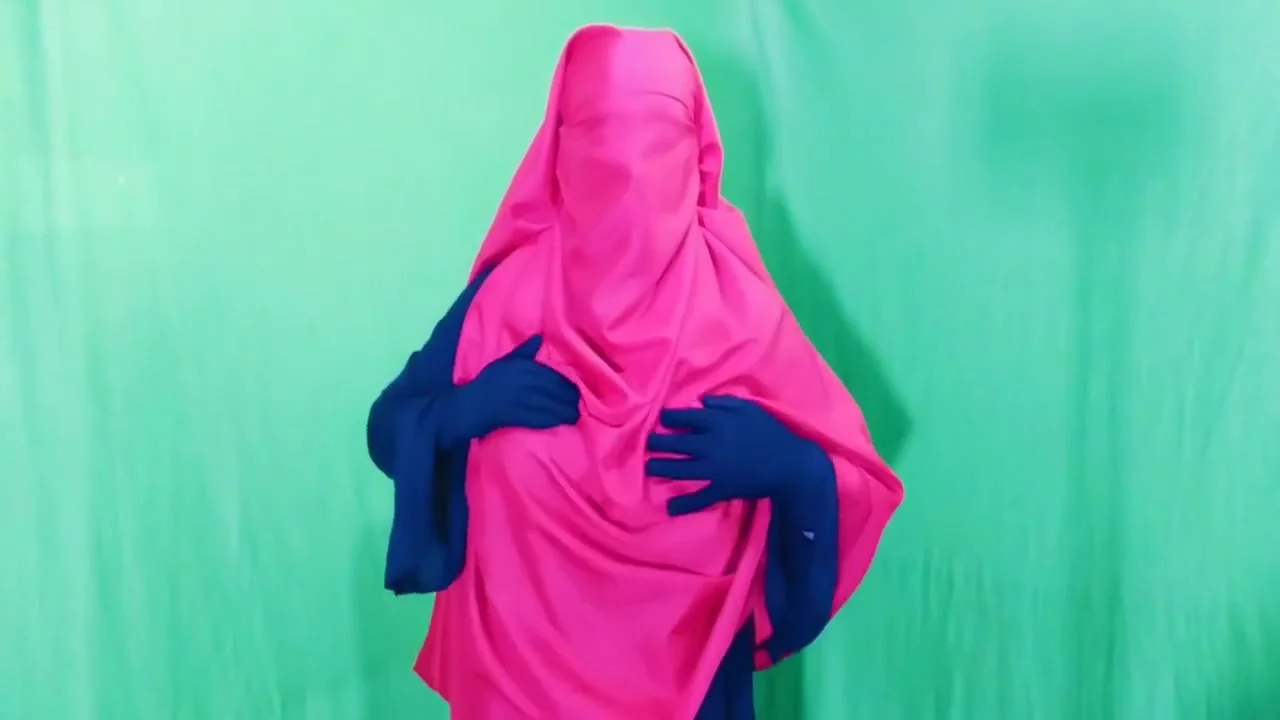 Beautiful Stepmother Spends The Night With Her Stepson And Has Sex With Him