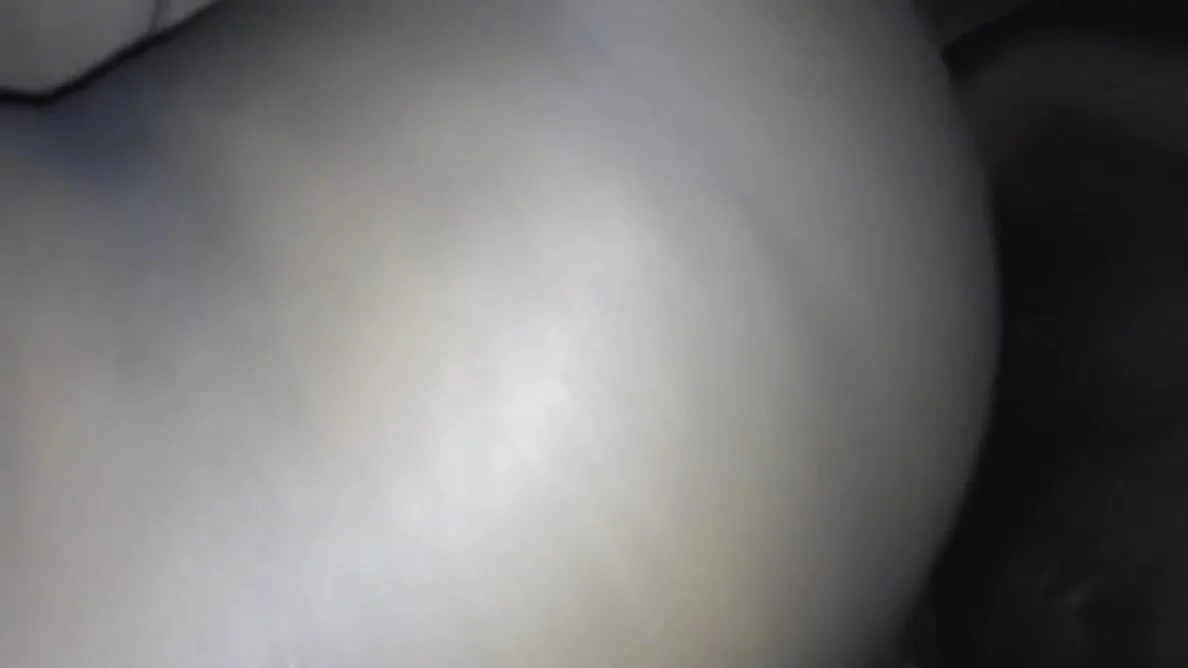 Sali Ko Kabal Ke Andar Chudai Ki