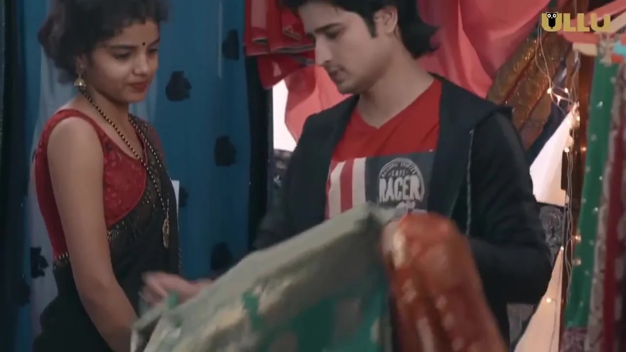 Saree Ki Dukaan Hot Naughty Girls New Video With Sunny Leone